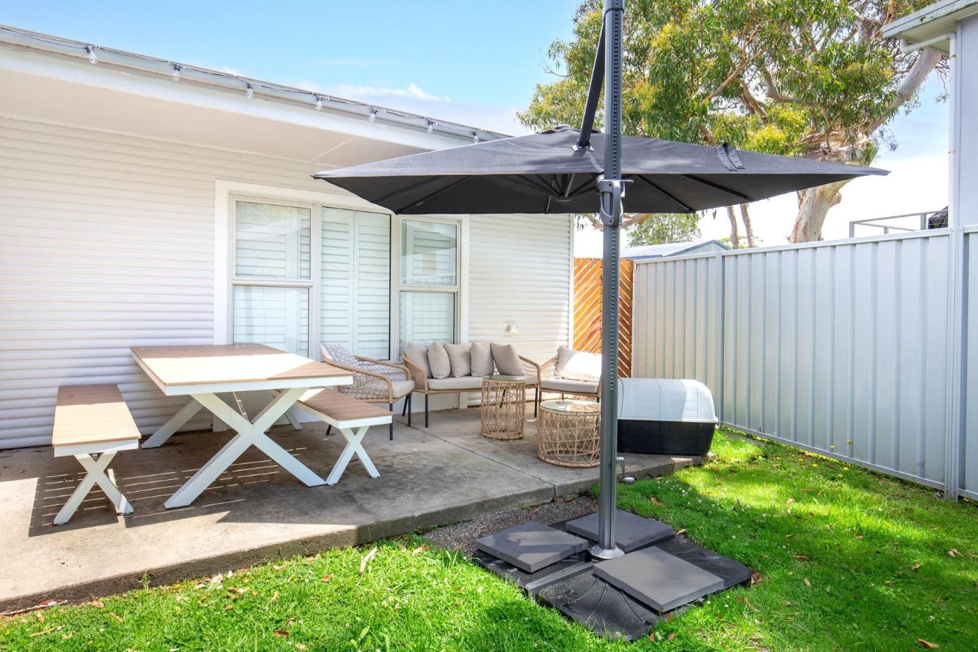 Fleur De Chalet - Pet Friendly - 10 Mins Walk To Beach Villa Culburra Beach Exterior photo